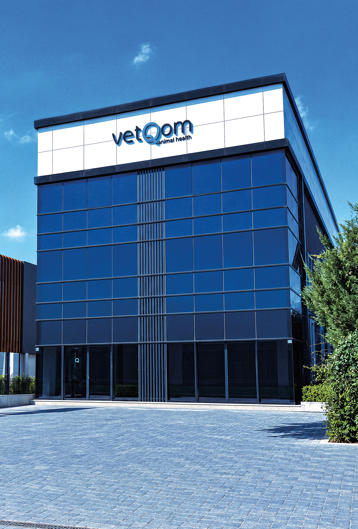 Dünya standartlarında: vetQom Hayvan Sağlığı